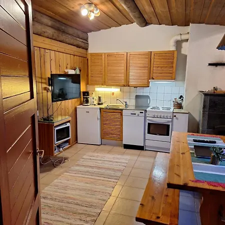 Kelo 24, Kahden Makuuhuoneen Kelomoekki Syoetteellae, Valaistun Ladun Vieressae Vakantiehuis Pudasjarvi