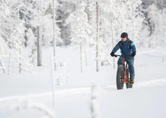 Kelo 24, Kahden Makuuhuoneen Kelomoekki Syoetteellae, Valaistun Ladun Vieressae Tatil Evi